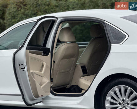 Белый Фольксваген Пассат, объемом двигателя 1.8 л и пробегом 233 тыс. км за 11900 $, фото 13 на Automoto.ua