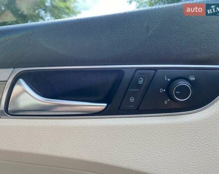 Білий Фольксваген Пассат, об'ємом двигуна 1.8 л та пробігом 118 тис. км за 15700 $, фото 17 на Automoto.ua