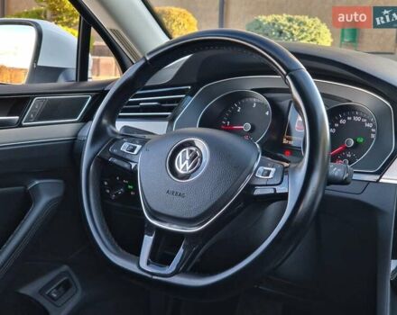 Белый Фольксваген Пассат, объемом двигателя 1.97 л и пробегом 307 тыс. км за 16999 $, фото 72 на Automoto.ua