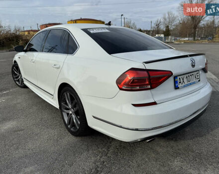 Белый Фольксваген Пассат, объемом двигателя 1.8 л и пробегом 157 тыс. км за 13200 $, фото 3 на Automoto.ua