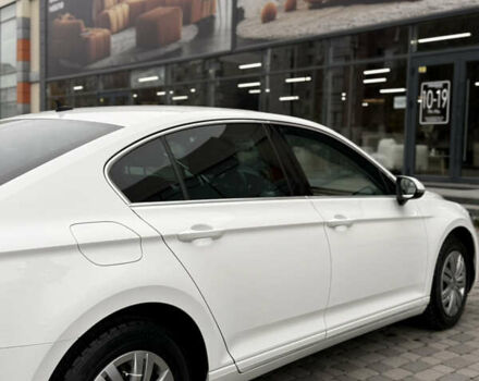 Белый Фольксваген Пассат, объемом двигателя 1.97 л и пробегом 260 тыс. км за 14500 $, фото 21 на Automoto.ua