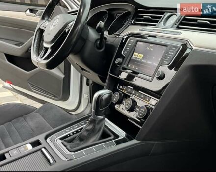 Білий Фольксваген Пассат, об'ємом двигуна 1.97 л та пробігом 270 тис. км за 19900 $, фото 6 на Automoto.ua