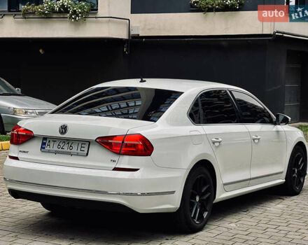 Білий Фольксваген Пассат, об'ємом двигуна 1.8 л та пробігом 214 тис. км за 11700 $, фото 3 на Automoto.ua