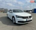 Белый Фольксваген Пассат, объемом двигателя 1.8 л и пробегом 181 тыс. км за 11000 $, фото 1 на Automoto.ua