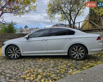 Белый Фольксваген Пассат, объемом двигателя 1.8 л и пробегом 255 тыс. км за 18200 $, фото 3 на Automoto.ua