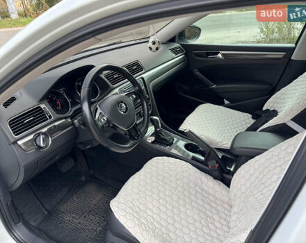 Белый Фольксваген Пассат, объемом двигателя 1.8 л и пробегом 174 тыс. км за 17300 $, фото 11 на Automoto.ua