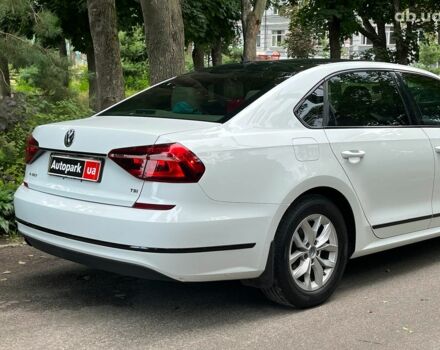 Білий Фольксваген Пассат, об'ємом двигуна 1.8 л та пробігом 162 тис. км за 12940 $, фото 6 на Automoto.ua