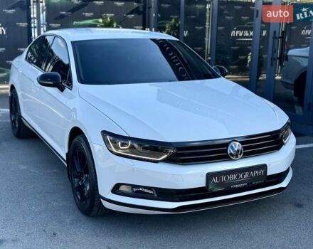Білий Фольксваген Пассат, об'ємом двигуна 1.97 л та пробігом 174 тис. км за 21500 $, фото 2 на Automoto.ua