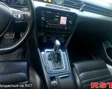 Белый Фольксваген Пассат, объемом двигателя 2 л и пробегом 301 тыс. км за 18500 $, фото 10 на Automoto.ua