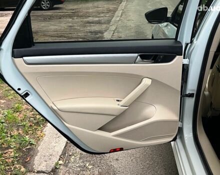 Білий Фольксваген Пассат, об'ємом двигуна 1.8 л та пробігом 162 тис. км за 12940 $, фото 23 на Automoto.ua