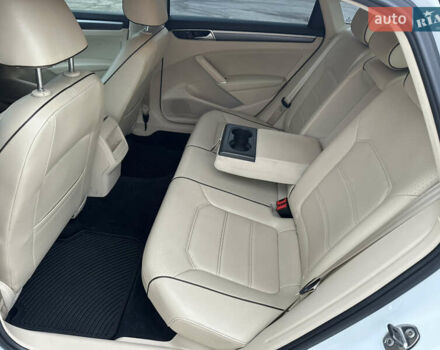 Белый Фольксваген Пассат, объемом двигателя 1.8 л и пробегом 193 тыс. км за 11500 $, фото 21 на Automoto.ua