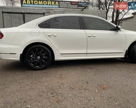 Белый Фольксваген Пассат, объемом двигателя 1.8 л и пробегом 175 тыс. км за 13600 $, фото 8 на Automoto.ua