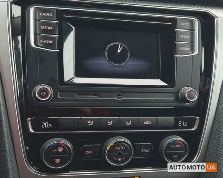 Белый Фольксваген Пассат, объемом двигателя 1.8 л и пробегом 118 тыс. км за 13700 $, фото 17 на Automoto.ua