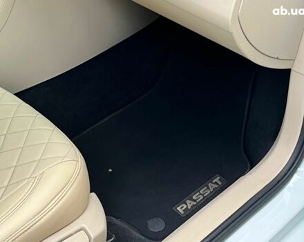 Білий Фольксваген Пассат, об'ємом двигуна 1.8 л та пробігом 162 тис. км за 12940 $, фото 32 на Automoto.ua