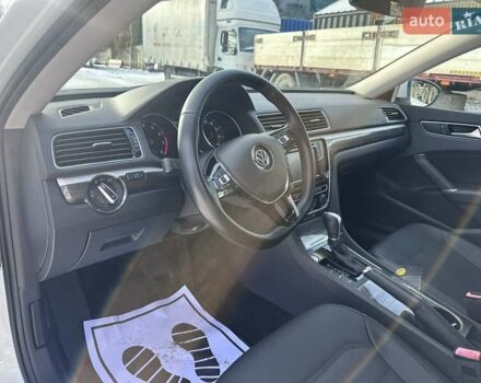Белый Фольксваген Пассат, объемом двигателя 1.8 л и пробегом 155 тыс. км за 11900 $, фото 14 на Automoto.ua