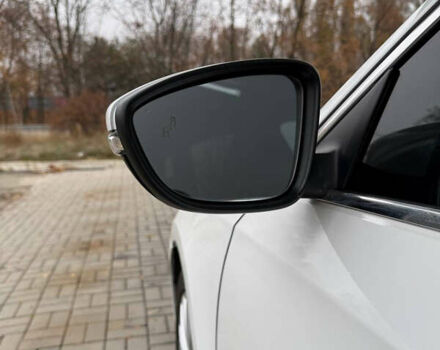 Белый Фольксваген Пассат, объемом двигателя 1.8 л и пробегом 165 тыс. км за 12299 $, фото 28 на Automoto.ua