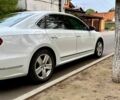 Белый Фольксваген Пассат, объемом двигателя 1.8 л и пробегом 219 тыс. км за 12000 $, фото 1 на Automoto.ua