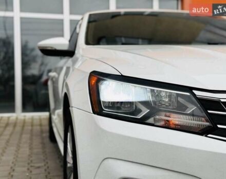 Белый Фольксваген Пассат, объемом двигателя 1.8 л и пробегом 205 тыс. км за 9100 $, фото 8 на Automoto.ua