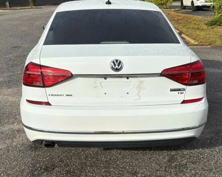 Белый Фольксваген Пассат, объемом двигателя 1.8 л и пробегом 71 тыс. км за 2600 $, фото 5 на Automoto.ua