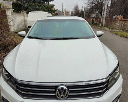 Белый Фольксваген Пассат, объемом двигателя 1.8 л и пробегом 87 тыс. км за 13000 $, фото 1 на Automoto.ua