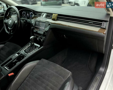 Білий Фольксваген Пассат, об'ємом двигуна 1.4 л та пробігом 248 тис. км за 14500 $, фото 27 на Automoto.ua