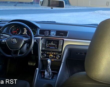 Білий Фольксваген Пассат, об'ємом двигуна 1.8 л та пробігом 141 тис. км за 13000 $, фото 1 на Automoto.ua