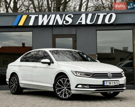 Білий Фольксваген Пассат, об'ємом двигуна 1.4 л та пробігом 248 тис. км за 14500 $, фото 16 на Automoto.ua