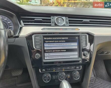 Белый Фольксваген Пассат, объемом двигателя 1.8 л и пробегом 255 тыс. км за 18200 $, фото 26 на Automoto.ua