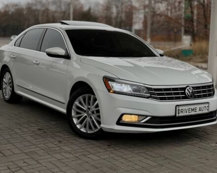 Белый Фольксваген Пассат, объемом двигателя 1.8 л и пробегом 165 тыс. км за 12199 $, фото 2 на Automoto.ua