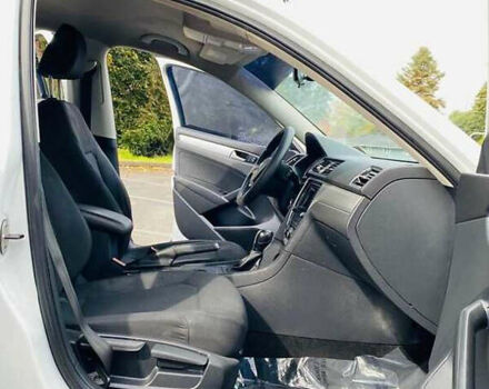 Білий Фольксваген Пассат, об'ємом двигуна 1.8 л та пробігом 90 тис. км за 10000 $, фото 5 на Automoto.ua