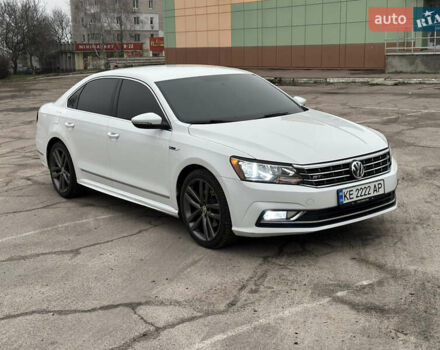 Белый Фольксваген Пассат, объемом двигателя 1.8 л и пробегом 193 тыс. км за 11500 $, фото 2 на Automoto.ua