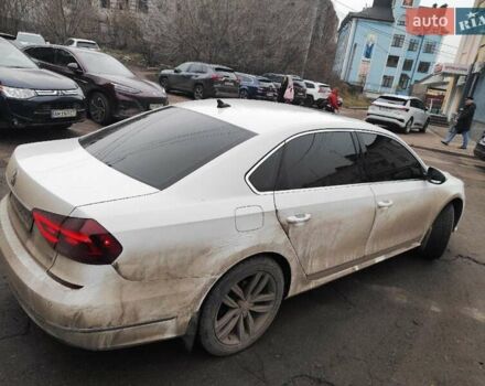 Белый Фольксваген Пассат, объемом двигателя 1.8 л и пробегом 182 тыс. км за 13500 $, фото 18 на Automoto.ua