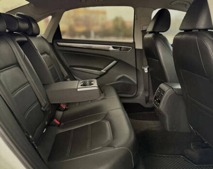 Белый Фольксваген Пассат, объемом двигателя 1.8 л и пробегом 165 тыс. км за 12299 $, фото 18 на Automoto.ua