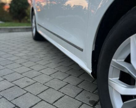 Білий Фольксваген Пассат, об'ємом двигуна 1.8 л та пробігом 138 тис. км за 11900 $, фото 6 на Automoto.ua