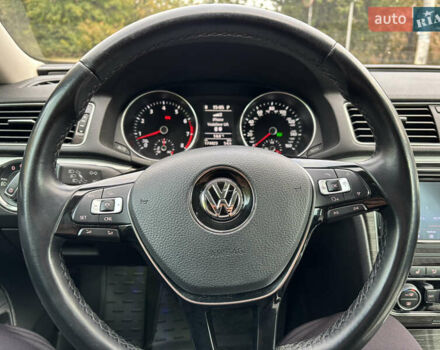 Белый Фольксваген Пассат, объемом двигателя 1.8 л и пробегом 174 тыс. км за 17300 $, фото 17 на Automoto.ua