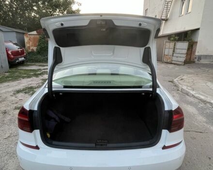 Белый Фольксваген Пассат, объемом двигателя 1.8 л и пробегом 86 тыс. км за 15600 $, фото 23 на Automoto.ua