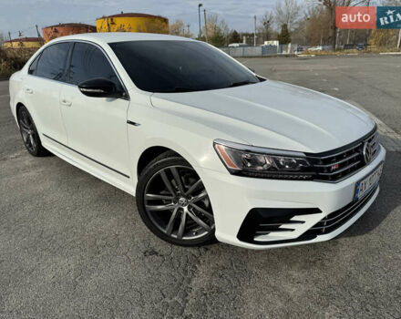 Белый Фольксваген Пассат, объемом двигателя 1.8 л и пробегом 157 тыс. км за 13200 $, фото 5 на Automoto.ua