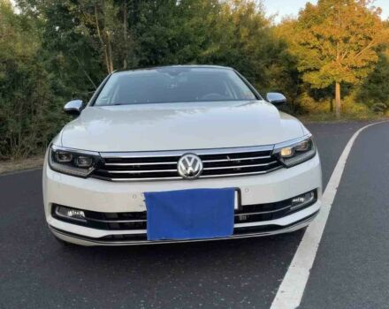Білий Фольксваген Пассат, об'ємом двигуна 2 л та пробігом 73 тис. км за 8500 $, фото 1 на Automoto.ua