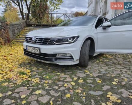 Белый Фольксваген Пассат, объемом двигателя 1.8 л и пробегом 255 тыс. км за 18200 $, фото 5 на Automoto.ua