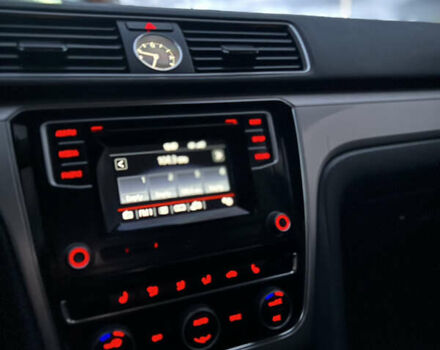 Белый Фольксваген Пассат, объемом двигателя 1.8 л и пробегом 137 тыс. км за 11900 $, фото 40 на Automoto.ua