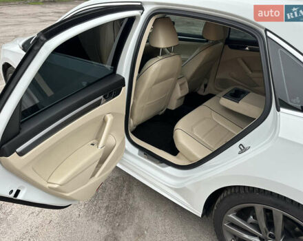 Белый Фольксваген Пассат, объемом двигателя 1.8 л и пробегом 193 тыс. км за 11500 $, фото 20 на Automoto.ua