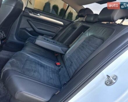 Белый Фольксваген Пассат, объемом двигателя 1.97 л и пробегом 307 тыс. км за 16999 $, фото 70 на Automoto.ua