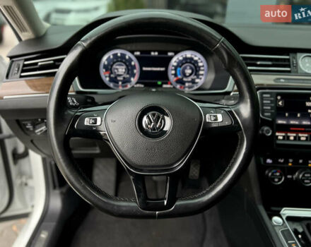 Білий Фольксваген Пассат, об'ємом двигуна 1.4 л та пробігом 248 тис. км за 14500 $, фото 28 на Automoto.ua