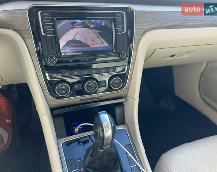 Белый Фольксваген Пассат, объемом двигателя 1.8 л и пробегом 199 тыс. км за 10700 $, фото 14 на Automoto.ua