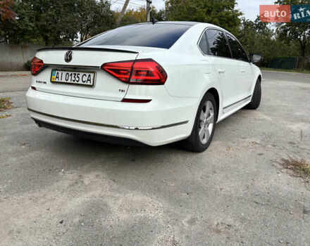 Белый Фольксваген Пассат, объемом двигателя 1.8 л и пробегом 174 тыс. км за 17300 $, фото 4 на Automoto.ua