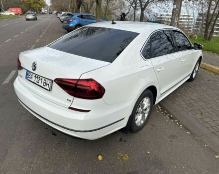 Белый Фольксваген Пассат, объемом двигателя 1.8 л и пробегом 107 тыс. км за 286 $, фото 3 на Automoto.ua