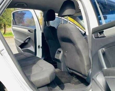 Білий Фольксваген Пассат, об'ємом двигуна 1.8 л та пробігом 90 тис. км за 8000 $, фото 6 на Automoto.ua