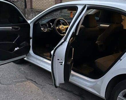 Белый Фольксваген Пассат, объемом двигателя 1.8 л и пробегом 249 тыс. км за 10200 $, фото 7 на Automoto.ua