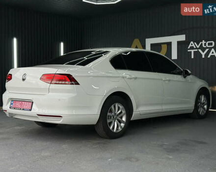 Белый Фольксваген Пассат, объемом двигателя 2 л и пробегом 230 тыс. км за 14900 $, фото 22 на Automoto.ua