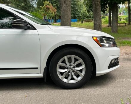 Білий Фольксваген Пассат, об'ємом двигуна 1.8 л та пробігом 162 тис. км за 12940 $, фото 5 на Automoto.ua